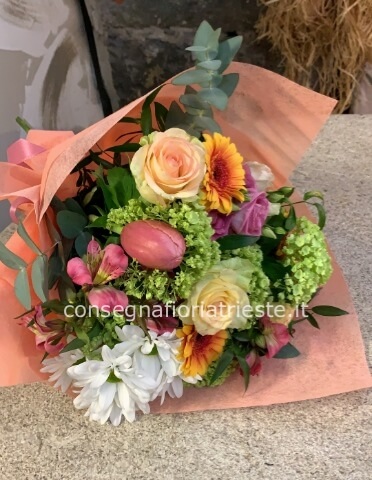 Bouquet di fiori assortiti