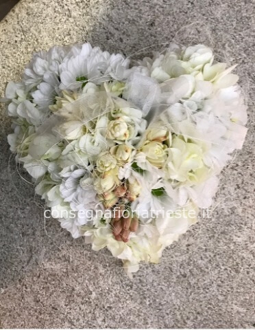 cuore fiori misti bianchi 30x30(foto)