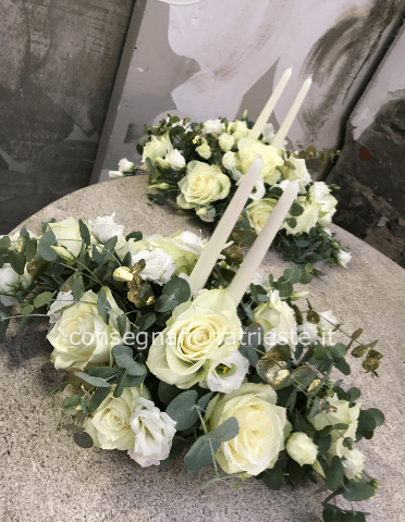 Centrotavola natalizio bianco-oro .